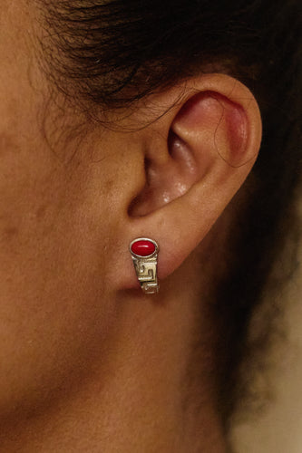 Hela Studs —silver with red