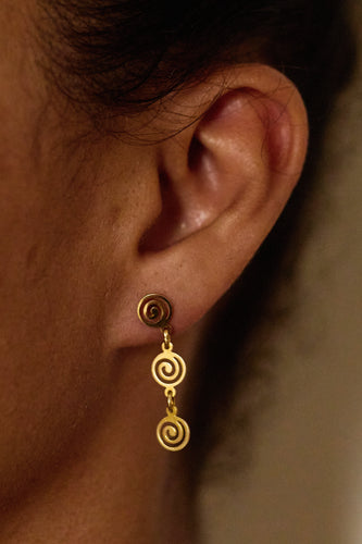 Spiral drop studs— gold