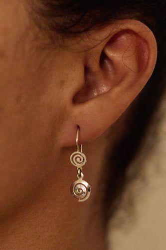 Swirl drop earrings - silver