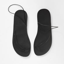 SAMPLE —Zagna sandals— Size 40