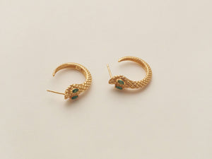 PATRA snake earrings — green eyes