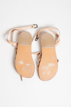 SAMPLE — Delphi sandals all natural— Size 38