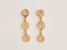 Spiral drop studs— gold